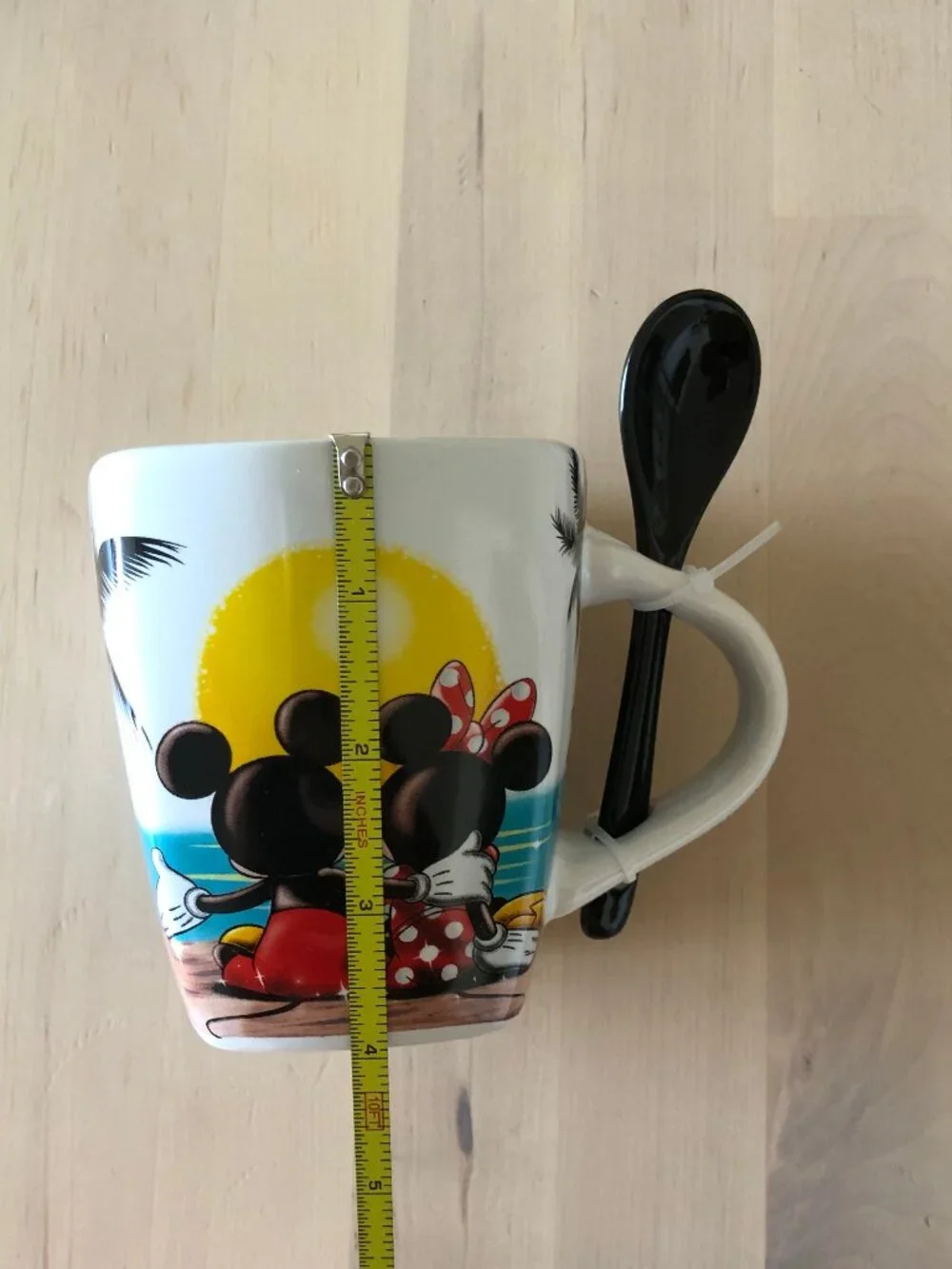 New Disney Mickey and Minnie Coffee, Tea, Cereal, Soup Mug Cup with a Spoon